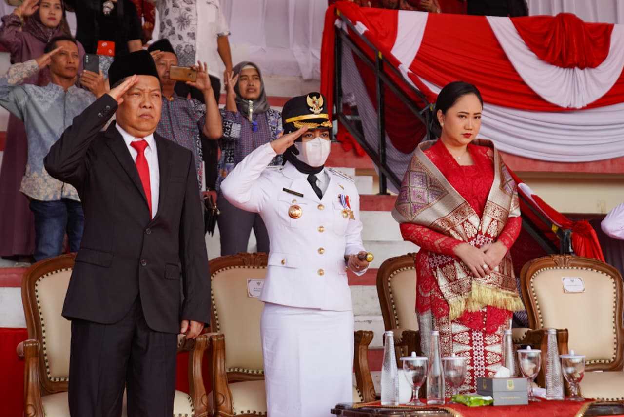 gambar utama