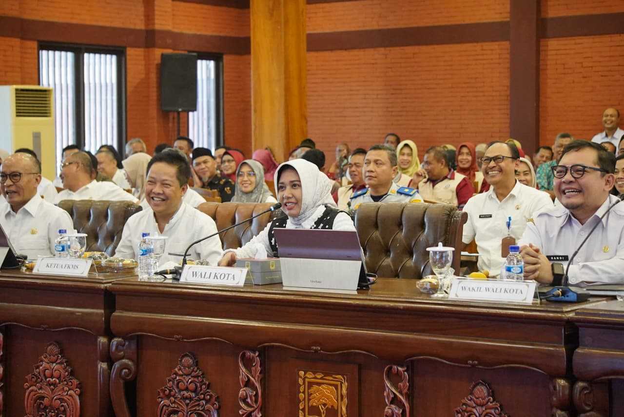 gambar utama