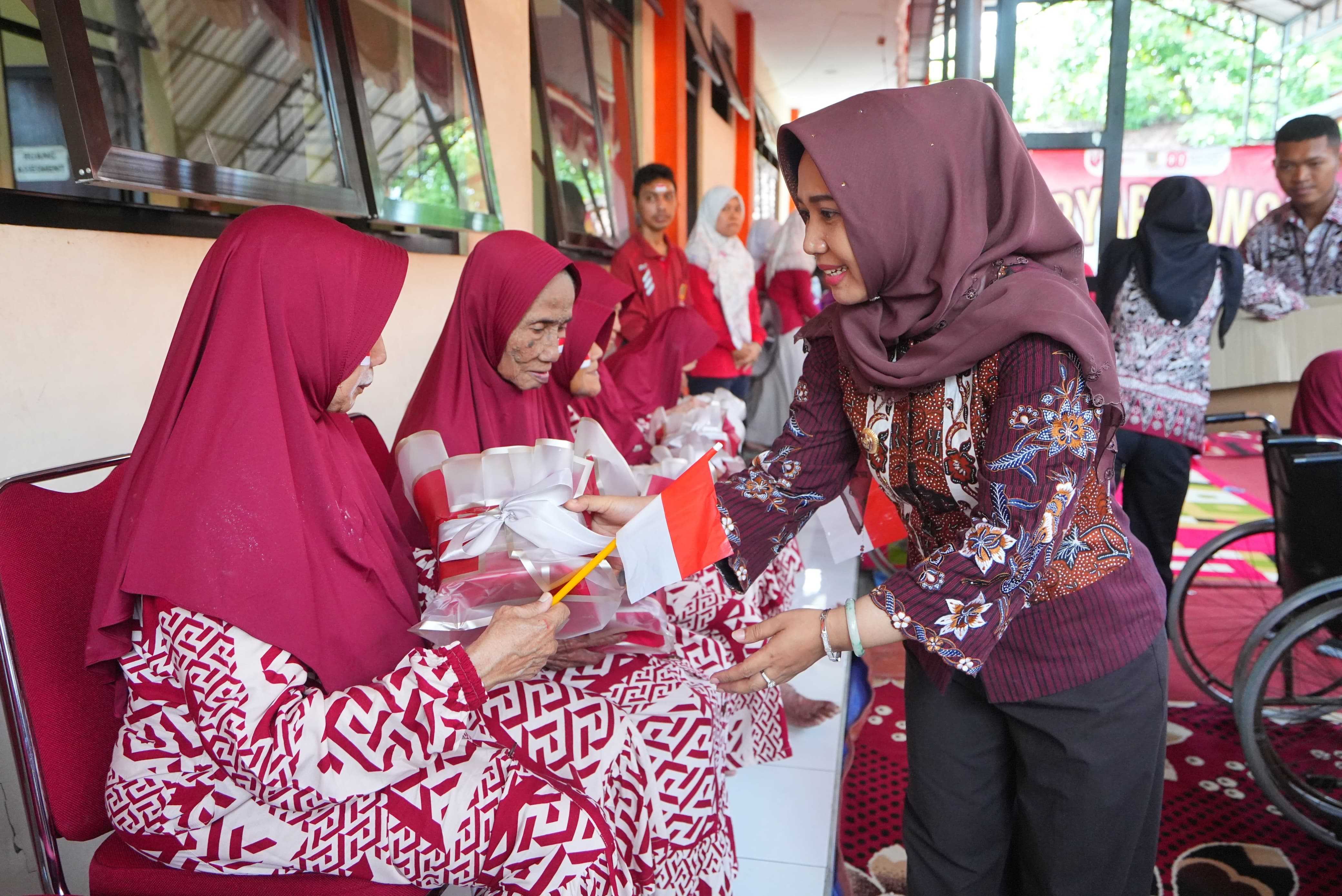 gambar utama