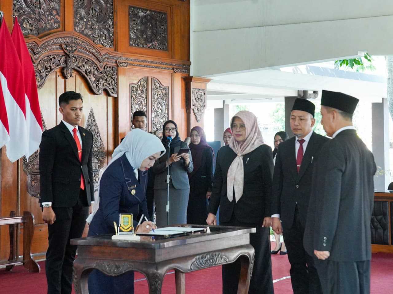 gambar utama