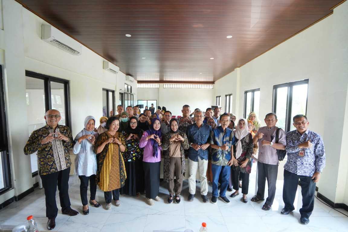 Wali Kota Ika Puspitasari Resmi Buka Pelatihan Analisis Rasio Keuangan Bagi Pengawas Koperasi