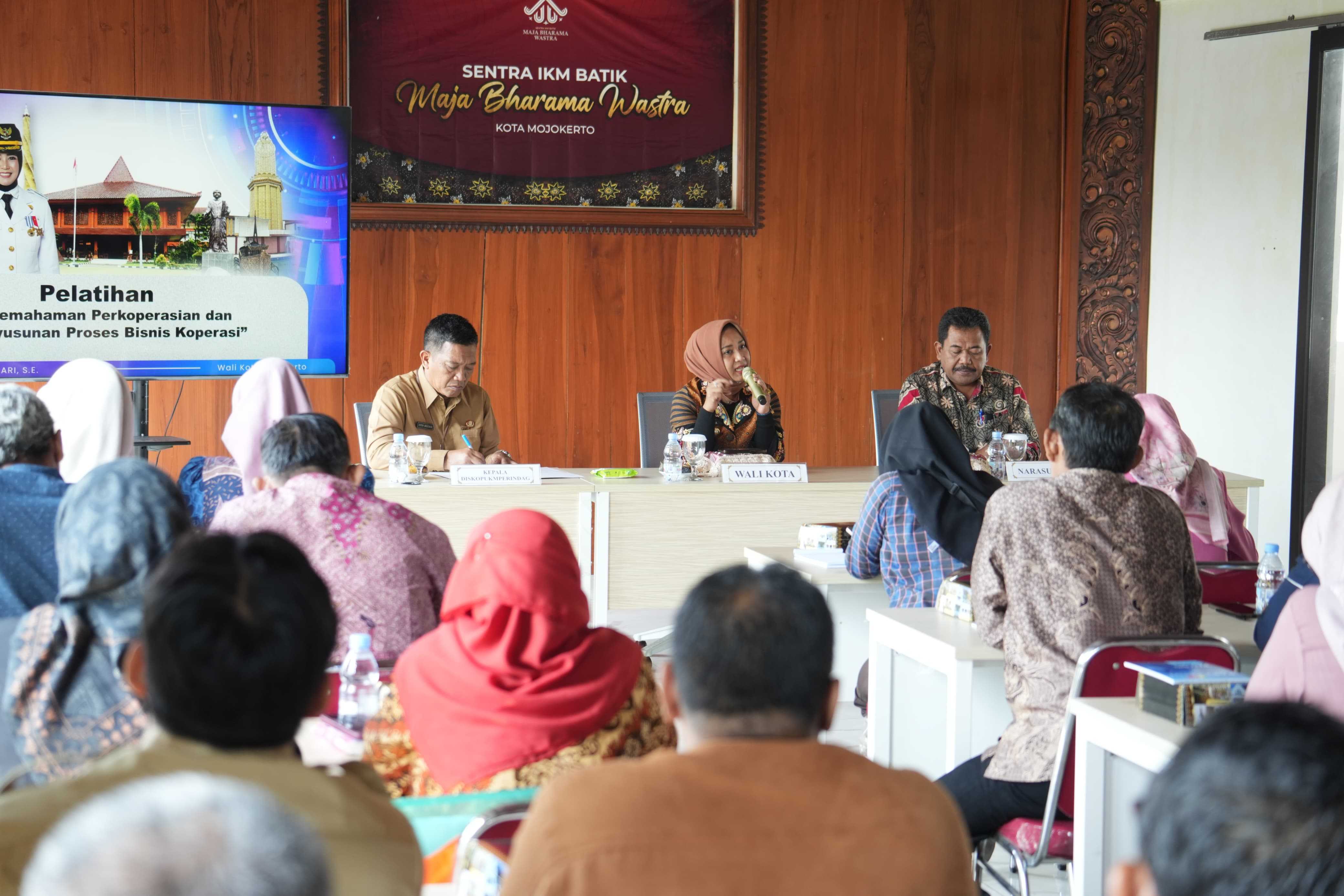 gambar utama
