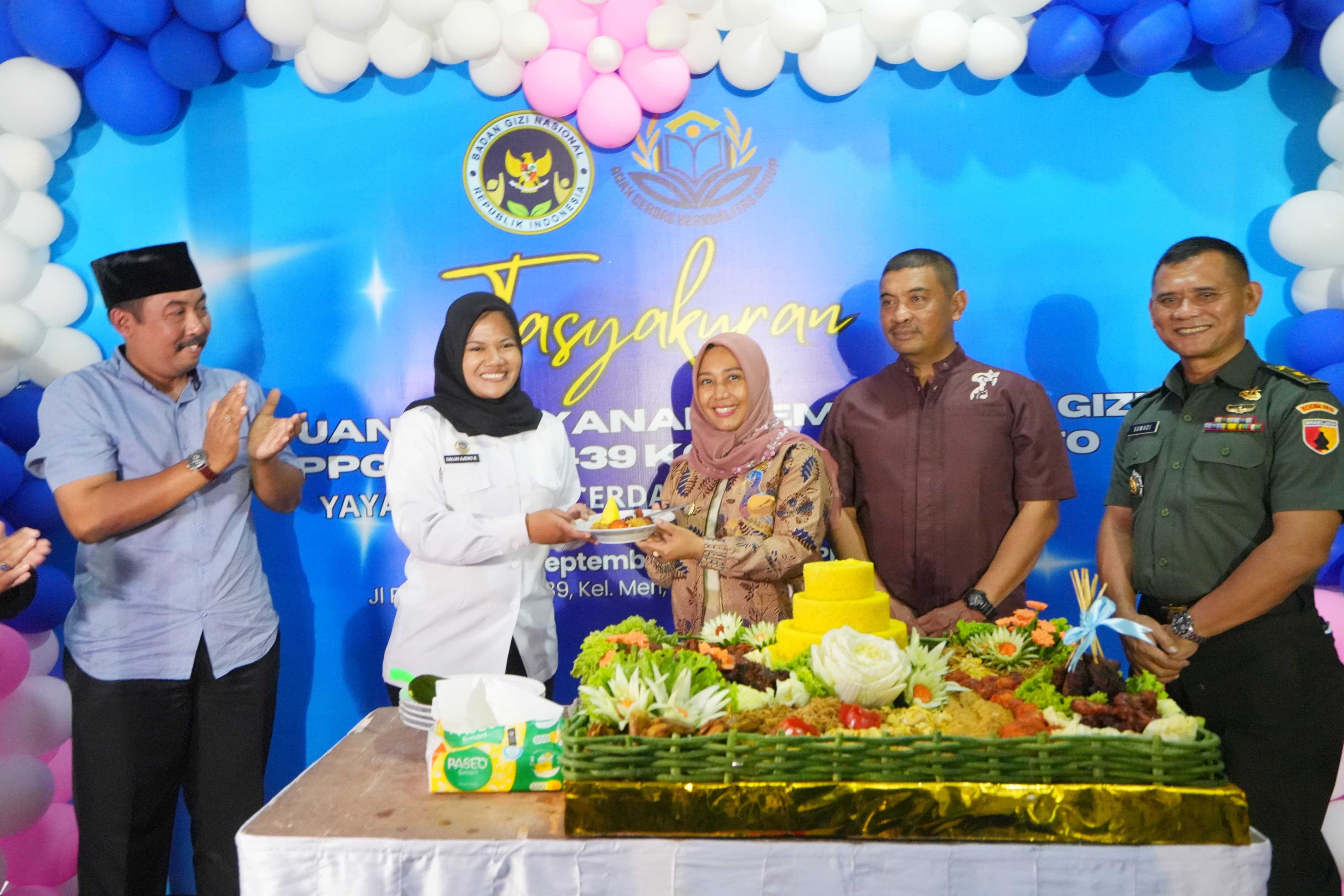 gambar utama