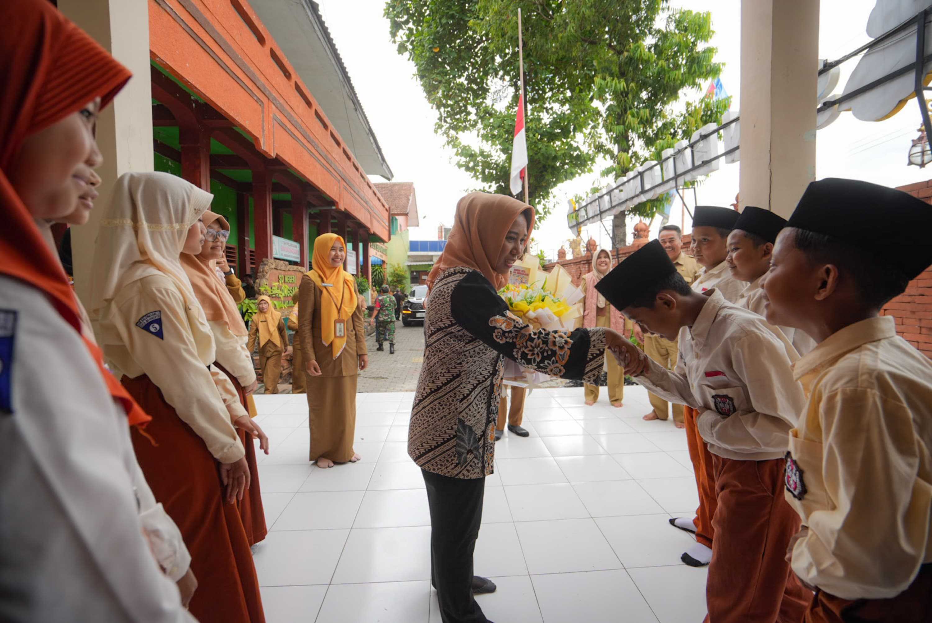 gambar utama