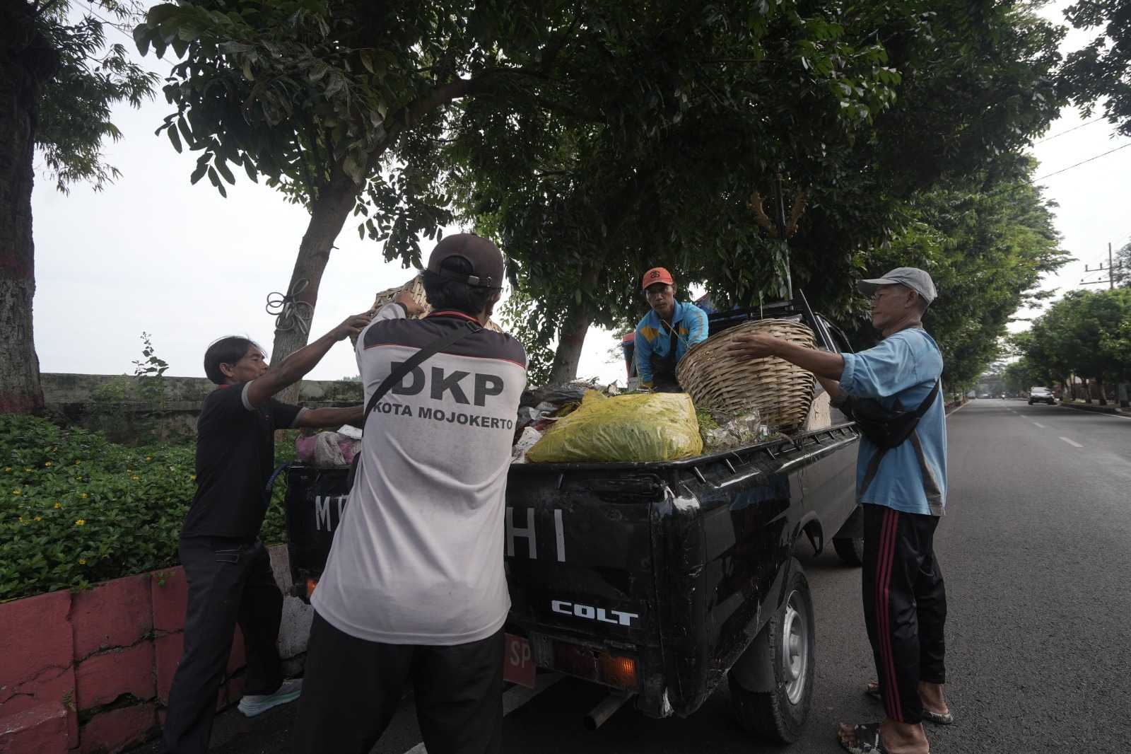 gambar utama